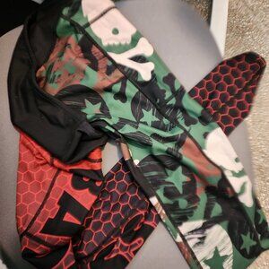 Constantly Varied GearBadass Reversible Leggings Capri Length